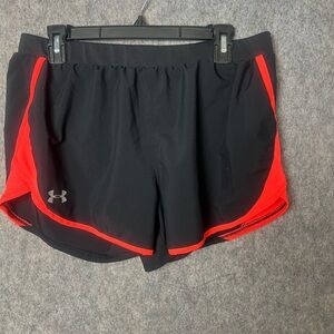 Under Armour Woman Size Large loose fit black athletic‎ running shorts